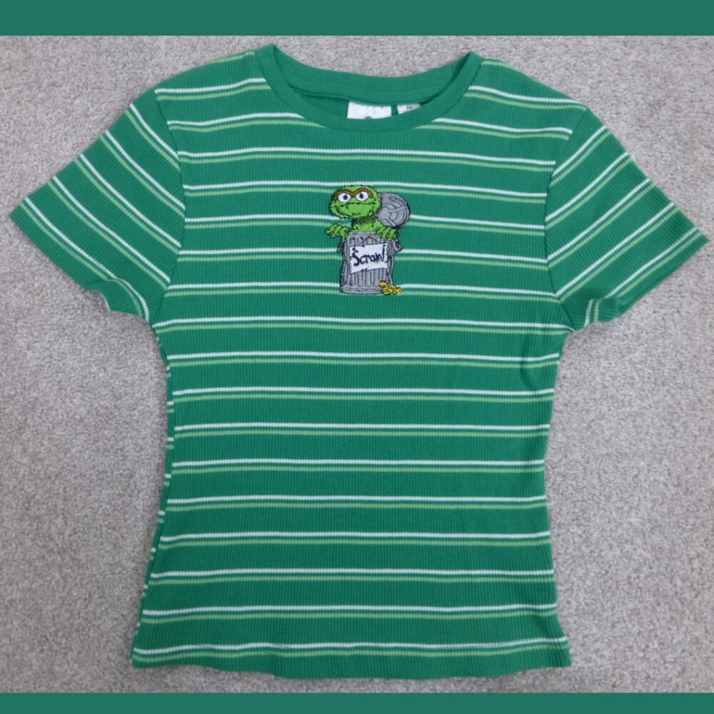 NWT- Sesame Street Youth Oscar The Grouch Embroidered Short Sleeve Top